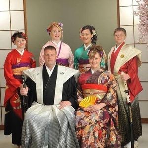 Meet your Posher, Laurie